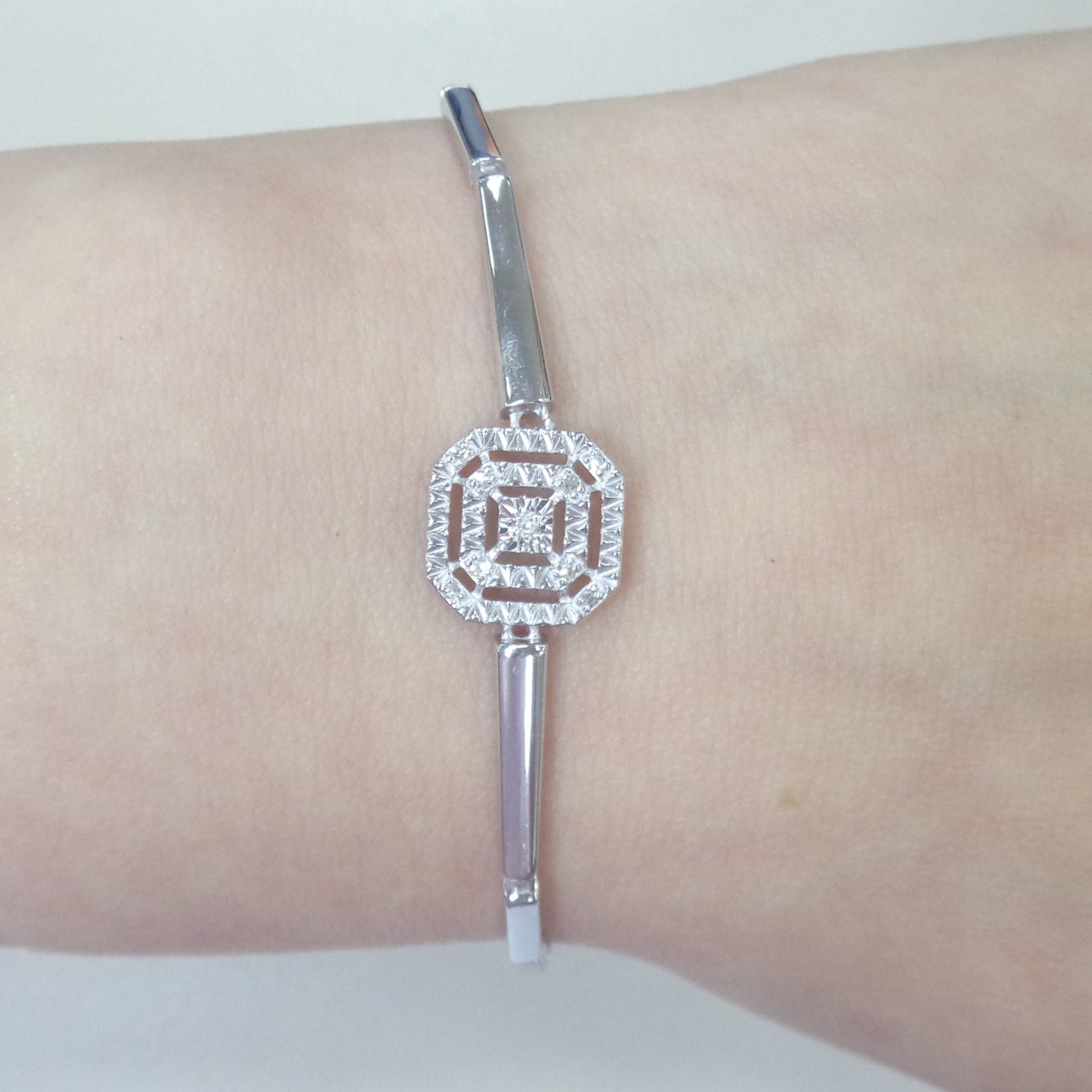 Серебряный браслет с бриллиантами